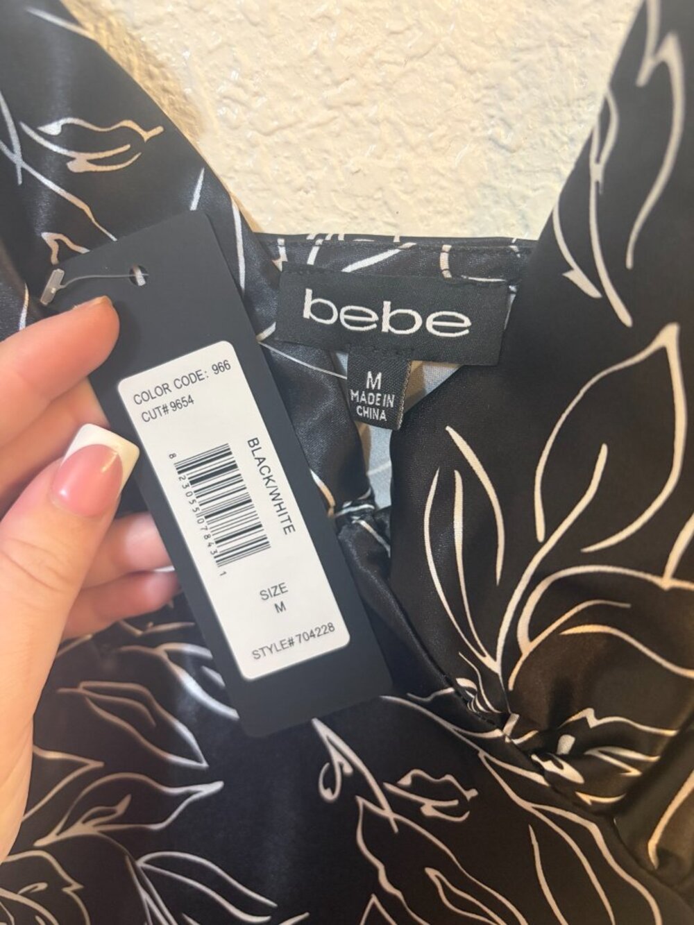 Bebe Black & White Floral Satin Maxi Dress – Size M, NWT - Picture 8 of 8